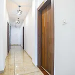 Fabhotel Right Choice